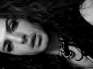 AMORE-Beauty in the dark: frozen