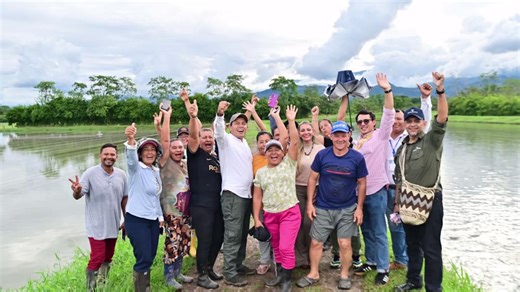 La asociatividad es el futuro. Lo ratificamos en #Villavicencio, Meta, en donde #ProsperidadSocial, y su director general Mauricio Rodríguez, acompañaron el encuentro regional de la Unidad Administrativa Especial de Organizaciones Solidarias. Se realizará una articulación institucional entre entidades para atender el mandato del presidente Gustavo Petro que busca que las transferencias monetarias se transformen en proyectos, inclusión productiva e impulso a la economía popular en beneficio de la