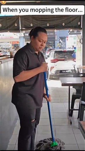 When you mopping the floor😡 | Steakout