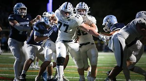 West Morris football runs wild against Sparta to extend winning streak to 10 games