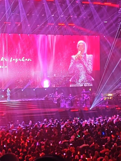 SEMBILU THE REUNION IN CONCERT 7/2/2026 AXIATA ARENA Ziana Zain : Kekal #Kekal #ZianaZain #sembiluthereunionconcert #sembilureunion #konsertsembilureunion