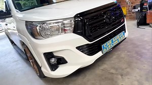 16K views · 138 reactions | WOW !! How cool is this Hilux bakkie we going to pimp out and install a Kicker L7 square sub and Hertz speakers and Ampflifier STAY TUNED !! #kicker #hertz #caraudio #hilux #toyotahilux #onenav #waveguide | Radiotec East Rand | Facebook