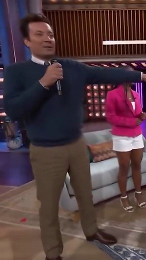 It’s a beautiful day in the neighborhood! 🥰 | The Kelly Clarkson Show