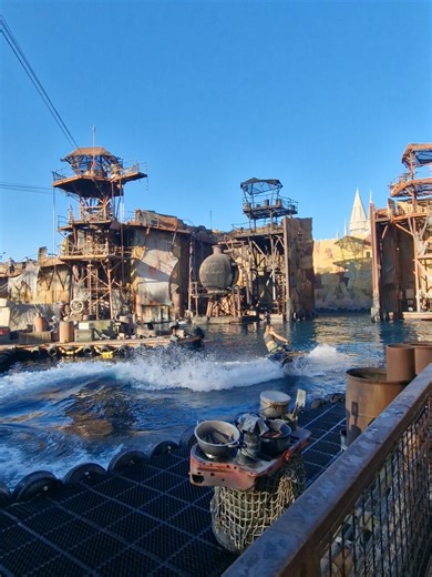 Experience WaterWorld at Universal Studios Hollywood