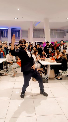 Baki sab first class h sb girls k lia #fyp #foryou #foryoupage #keepsupporting #fans #viralvideo #viral #dancelover #loveyou #fans #shamsashiq