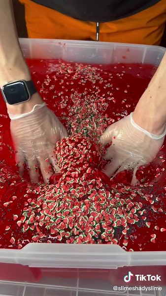 If you make it to the end of the video, comment “ 🍉🍉🍉” #slime #fyp #Totinos425