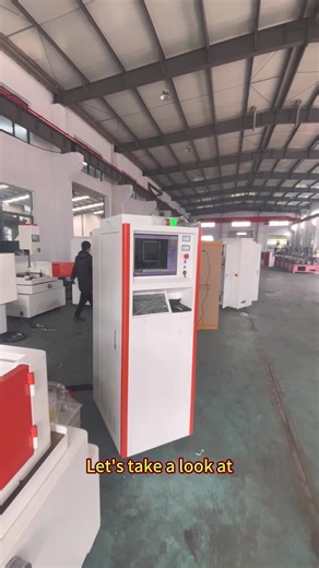 Detailed introduction to the middle speed wire EDM machine with a fully intelligent multi-cut controller; workpiece surface finish demonstration at the end.