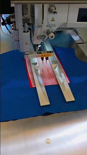 Fully automatic placket machine