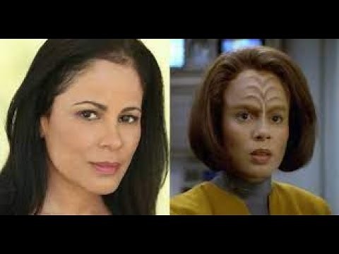 Star Trek Voyager's Roxann Dawson Speaks on Directing New Star Trek Episodes.
