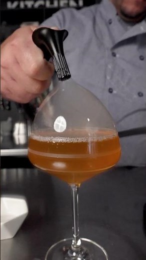Smoke bubble cocktails #cocktail #smokebubble #beverage