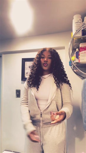 chocolate_09_11 (@chocolate_09_11)’s videos with sonido original - Adariel330