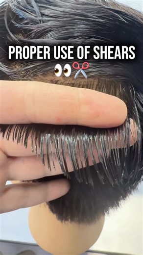 Razor Ray on Instagram: "🤝Click the link in my bio if you want to work with me Subscribe on YouTube to see more ✅ Youtube : RazorRayMentorship #BarberEducation #BarberContent#BeforeAndAfter #HairTransformation #BarberJourney #HandsOnClass #MobileBarber #WeddingBarber #BarberForEvents #BarberExperience #BarberSuccess"