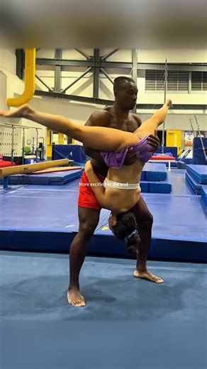 Unfortunate hand placement #delaneyporazinski #danielbuyeske #cheer #fyp #tiktok