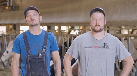 🚨 Vous avez été nombreux à découvrir notre nouveau robot d’alimentation Shuttle Eco de BouMatic dans notre dernière vidéo… Maintenant, place à l'action sur le terrain ! 🐮 👉 ... Ne manquez pas notre journée portes ouvertes pour découvrir ce produit innovant. Une occasion unique de voir comment il transforme le quotidien de nos clients. 📅 Le 25 octobre 2025 🕛 De 9h30 à 17h00 📍 Route des Grattes 11 - 2019 Rochefort Nous nous réjouissons de vous accueillir nombreux lors de cette journée 🤩 #ro