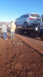 POSTMASBURG: MULTIPLE VEHICLES IN CHAIN COLLISION On Wednesday, 27 September 2023, several vehicles were involved in a chain collision on the road leading to the Assmang Beeshoek mine. The accident happened during peak traffic as dayshift employees from various mines in the area returned from work. At least four vehicles, a Ford Everest SUV, Honda Jazz, Polo hatchback and a Toyota Hilux , had direct impact and sustained damages. No serious injuries were reported. | Kalahari Memorandum Digital