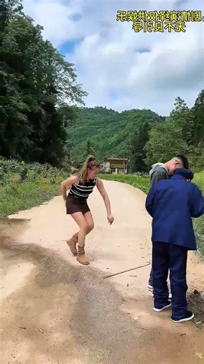 Those two are really fast! #funny #fun #dontlaught #humor #rural #laugh
