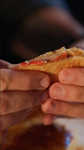 Ζαμπονοτυρόπιτα με σάλτσα #eatyourscreen | Giorgos Tsoulis