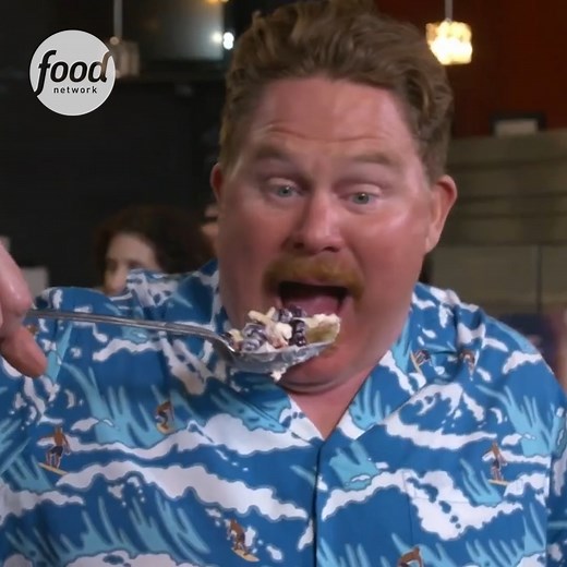 Casey Webb attempts to eat 4 POUNDS of French Toast topped with fruit, syrup and sugar 🍞🍓 #ManVFood | Food Network UK