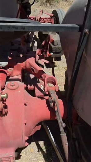 Como Activar La Toma de Fuerza de un Tractor Ford Jubileo