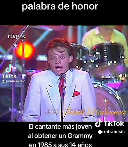 Luis Miguel: Palabra de Honor 1985 - Adolescente Cantando en los Grammys