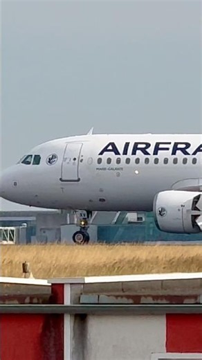 “Marie-Galante” (F-GKXV) Air France A320 as AF7349 MRS-CDG