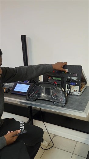 562K views · 4.7K reactions | Well Done RB8 Cluster Repaired. These skills will pay huge dividends in this young mans future. For Training Contact us on +27732957708 | Key Clinic Africa | Facebook