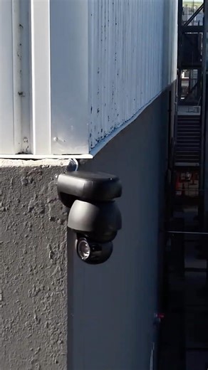 This AI Security System Warns Intruders! 🚨 #CCTV #BusinessSecurity #ubiquiti #YesTechie