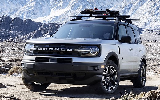 Apple CarPlay on Ford Bronco Sport, how to connect