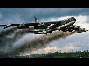 Boeing B-52: The Eight-Engine Behemoth That Outlived Its Replacements & The B-1 Lancer