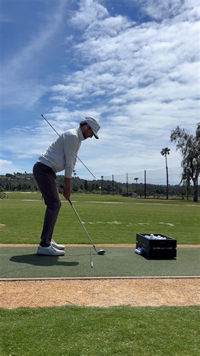 Keeping the swing connected using an alignment stick #golf #golfswing #golftips