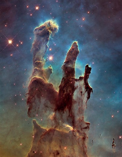 Everyone Is Lying to You About What Space Really Looks Like