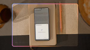 Great ideas, zero missed notes. Let the ideas flow while moto ai seamlessly transcribes your brainstorm session, turning your thoughts into organized notes 💡📝. Learn more: bit.ly/3B2fYVQ *moto ai beta available to download on select razr and edge devices. | Motorola