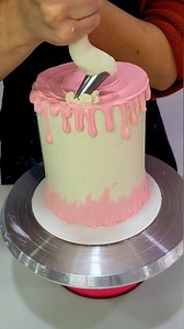 1.6K reactions · 28 shares | Il y a des jours haka 路‍♀️ #reels #reelinstagram #patisserie #pastry #cake #cakedesign #fail #pastrylove #explorer #instagram | Mounapassionsucrée | Facebook