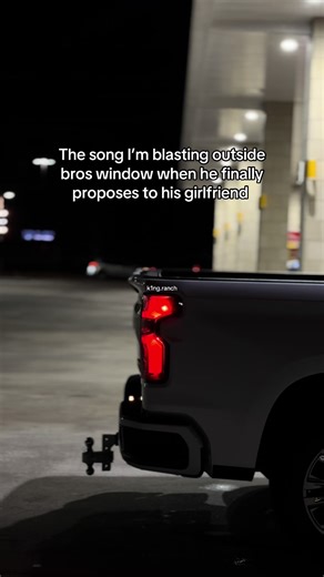 Romantic Proposal Song For a Memorable Moment