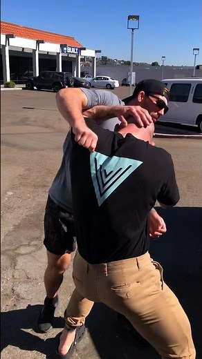 Jiu Jitsu Self Defense for a STREET FIGHT!