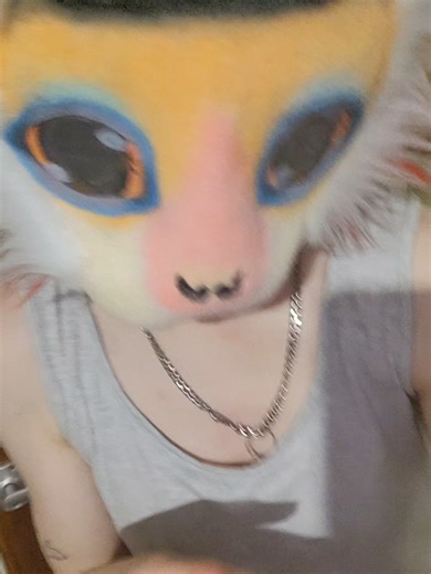 Quickly showing off my new monkey mask!!can you guess what kinda monkey this is?? I made it using a new method and this is how it turned out, I'm pretty happy with it!! #alterhuman #therian #monkeytherian #theriangear #animalmask