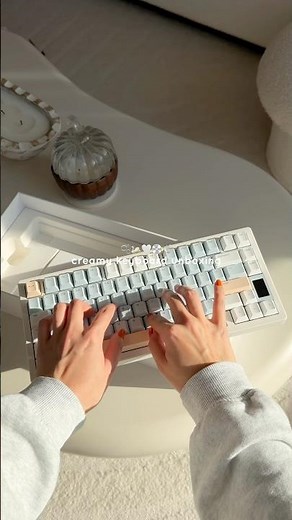 OBSESSED WITH MY NEW CREAMY KEYBOARD 🎧⌨️ #keyboard #creamykeyboards #unboxing #keyboardasmr #asmr