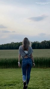 Walking into the open field like nothing else matters 🌾 Just denim, movement, and confidence. #DenimFit #ConfidenceWalk #AestheticVibes #GoldenHour #OutfitCheck #TikTokStyle #ootd #fyp #foryou #foryoupage #viral #trending #countryliving #farming #blonde | Drewballz528
