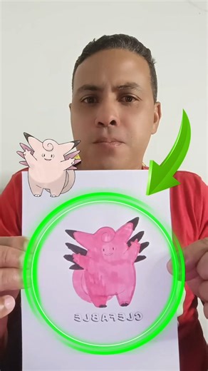Pintando a CLEFABLE (Pokémon) con luces LED de color VERDE