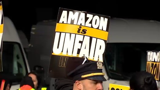 Hundreds protest outside Amazon distribution center in Queens amid Teamsters strike
