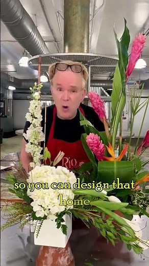 Learn contemporary flower designing from your home! #flowers #flowerdesign #weddingflowers