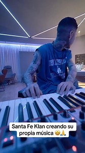 #SantaFeKlan #musica #cumbia | Christian Canchola