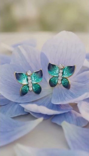 Grace in Every Detail 🦋✨ | CaratLane Butterfly Collection at Phoenix Palassio