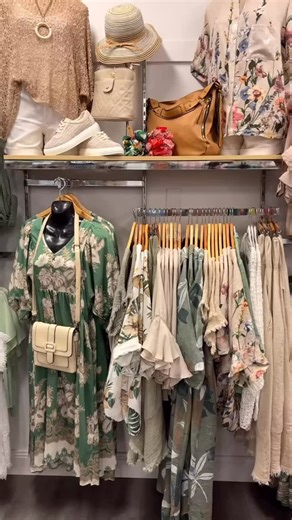 Our Bella Bella Victoria Point store has had a gorgeous new refresh — and the new arrivals are looking stunning! 🤎👗 Pop in and explore all the fresh styles just landed. Your next favourite outfit is waiting! #BellaBella #VictoriaPoint #NewArrivals #StoreRefresh #FreshStyles ShopLocal | Bella Bella Boutique QLD