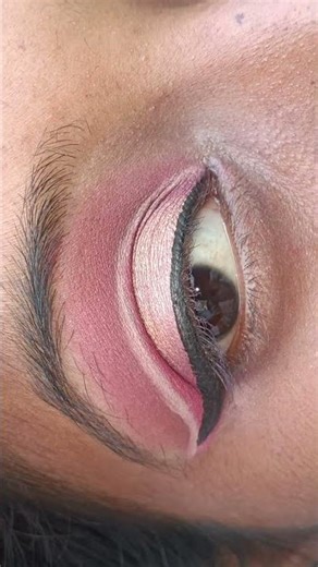 full cut crease eye makeup tutorial easy trick me step by step #bridelmakup #makeuptutorial