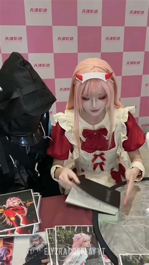 Zero Two Accidentally Used Death Note on Herself😂💀#cosplay #animecosplay
