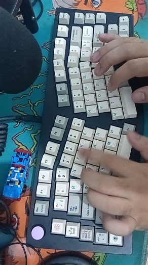 #asmr #mechanicalkeyboard Keychron V10 with Aqua King V3 switch and pbt keycaps