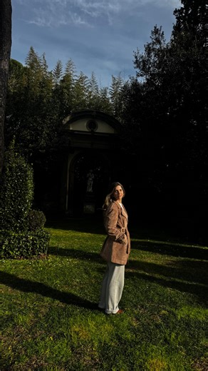 Anaheez Patel on Instagram: "Housed within a 15th-century Florentine villa, originally built as a Renaissance country estate and later home to the Acton family, whose collection spans over 7,000 artworks and rare books. Set inside 14 acres of terraced Renaissance gardens, designed to frame Florence itself as part of the landscape; a hallmark of elite Florentine villas. Its classrooms sit among original frescoes, carved stone fireplaces, tapestries and marble floors, where preservation standards 