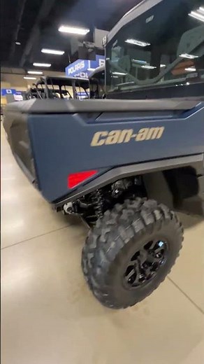 2026 CAN-AM Defender MAX XT CAB HD11 WALK AROUND