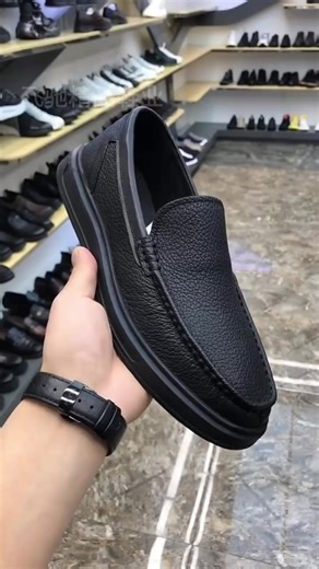 Giày Đẹp Giá Sốc - Sale Lớn Không Thể Bỏ Lỡ!